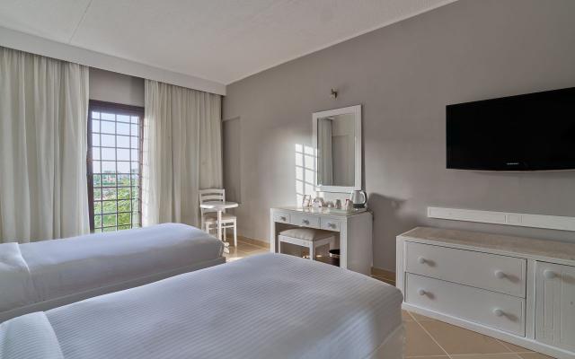 Standard Room With French Balcony Or Window
