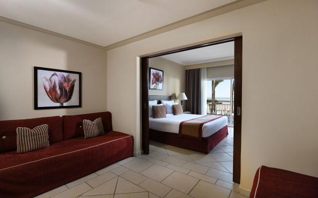 Deluxe Sea Side View Room 