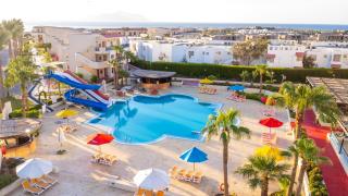 Ivy Cyrene Island Resort