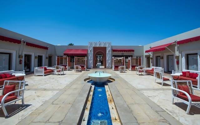 SENTIDO Reef Oasis Senses Resort 