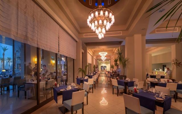 SENTIDO Reef Oasis Senses Resort 