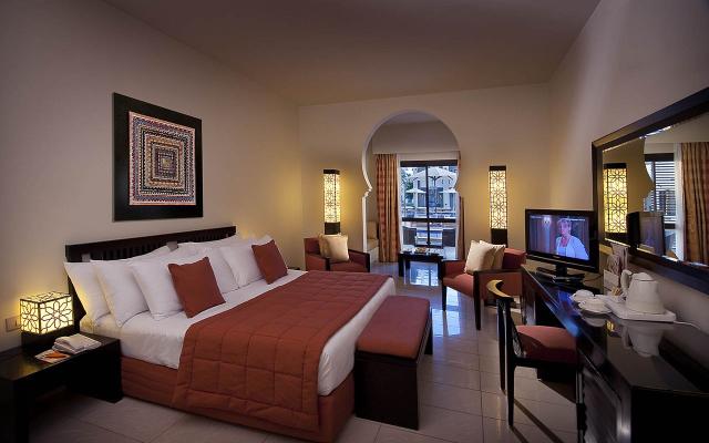 Comfort Room Pool View