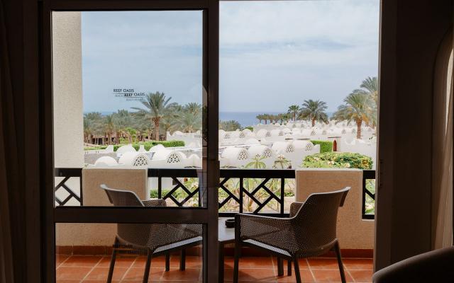 Deluxe Garden View Room 