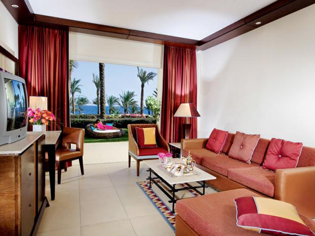 Sea Front One Bedroom Suite - Lounge Access