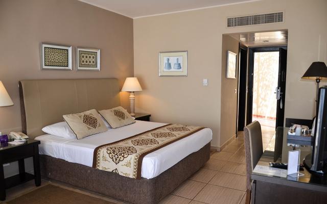 Superior Garden / Pool  View Room