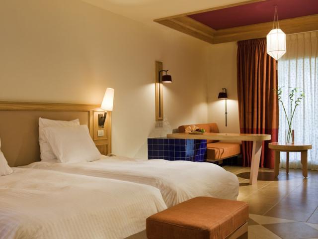 Superior Pool View Room