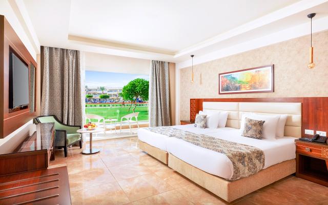 Standard Garden View Room   