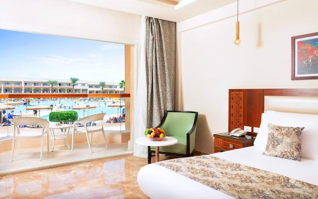 Standard Pool View Room 