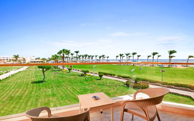 Standard Sea View Room 