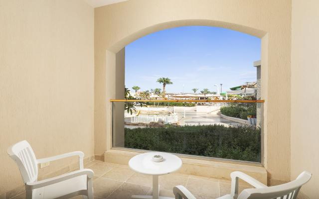 Family 2 Bedrooms Garden View