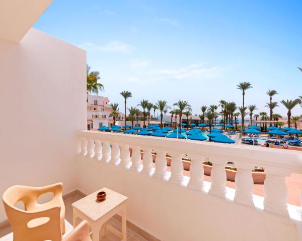 Standard Garden View / Standard Pool View / Standard Sea View