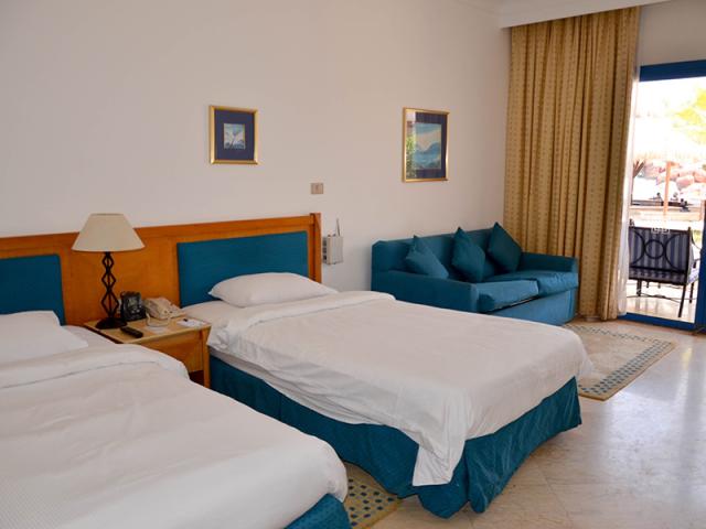 Superior Pool View Room