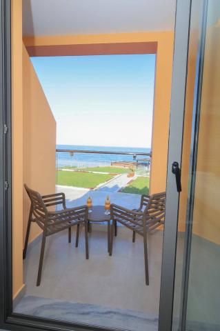 Deluxe Sea Front Room