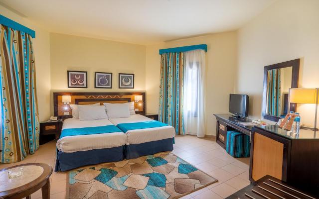 Bungalow Room 