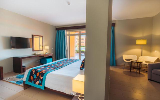 Executive Suite Pool View
