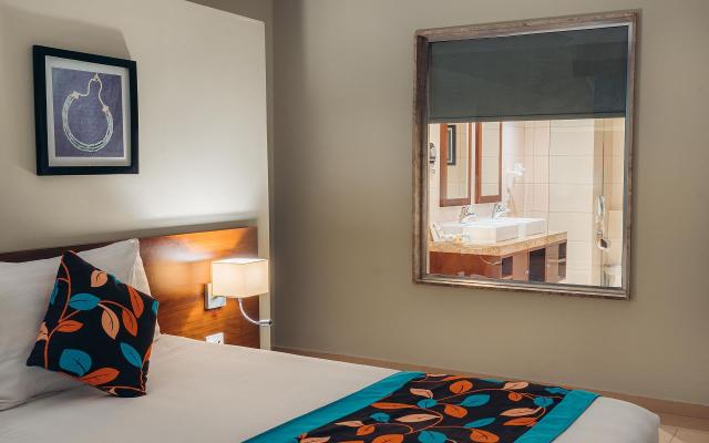 Executive Suite Pool View