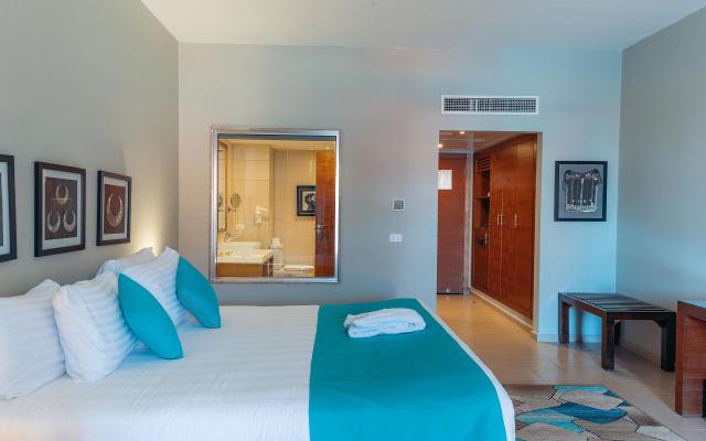 Family Suite Large Room Pool View