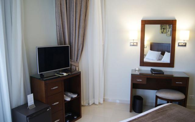 Villa 4 Bed Rooms Max 8 Pax 