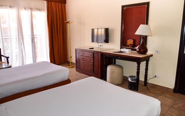 Standard Garden View Room