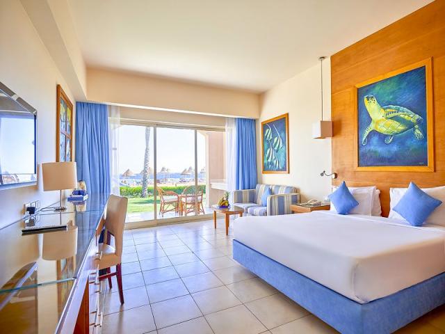 Deluxe Beach Front Room