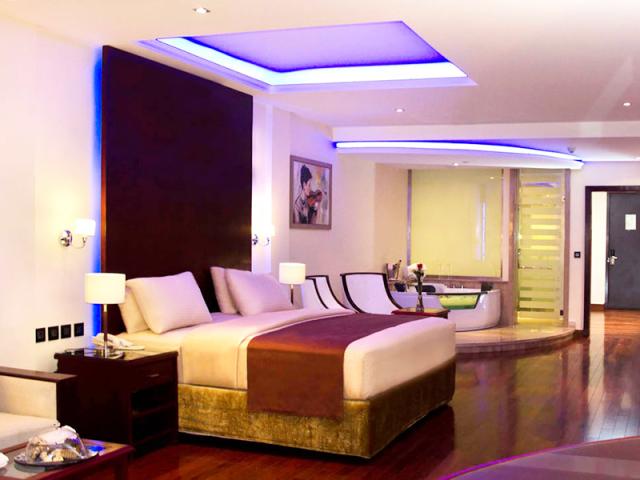 Royal Savoy J. Suite with Jacuzzi & with lounge Access