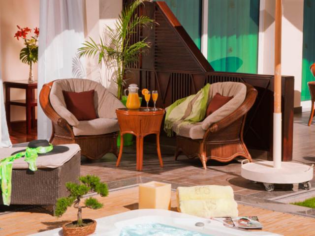 Royal Savoy Suite with lounge Access 