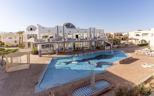 Faraana Reef Resort