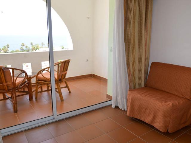 Oasis Sea View