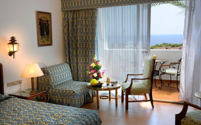 Sultan Beach STD Room - Sea View