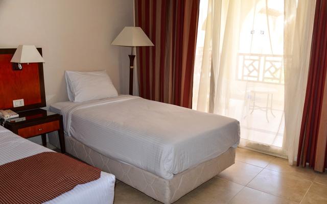 Superior Side Sea View Room