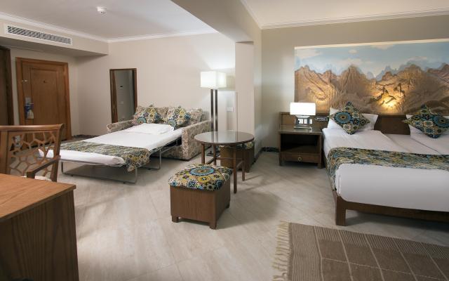 Family Room Side Sea View