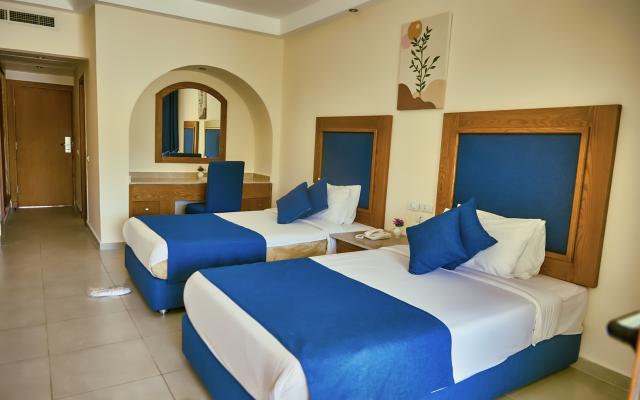 Side Sea View Room