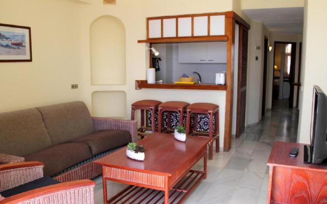 1 Room Apartment Balcony Or Terrace, Standard