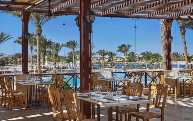 Jaz Lamaya Resort