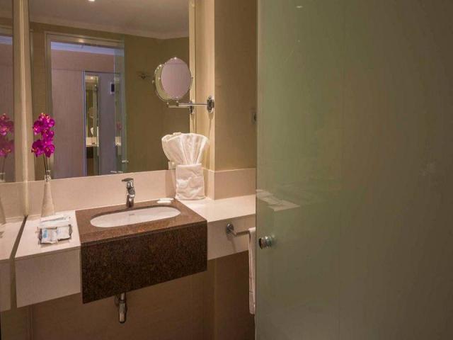Room Balcony or Terrace, Lateral Sea View, Superior