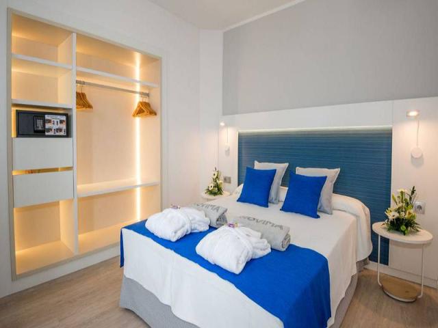 Suite Balcony or Terrace, Superior Sea View