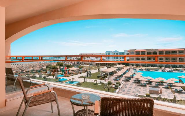 Deluxe Side Sea View