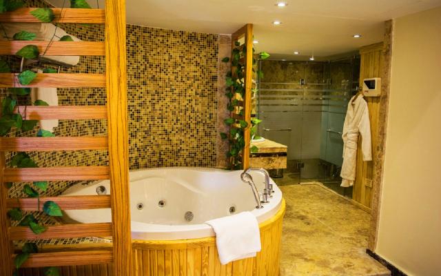 Spa Suite
