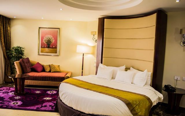Standard Suite