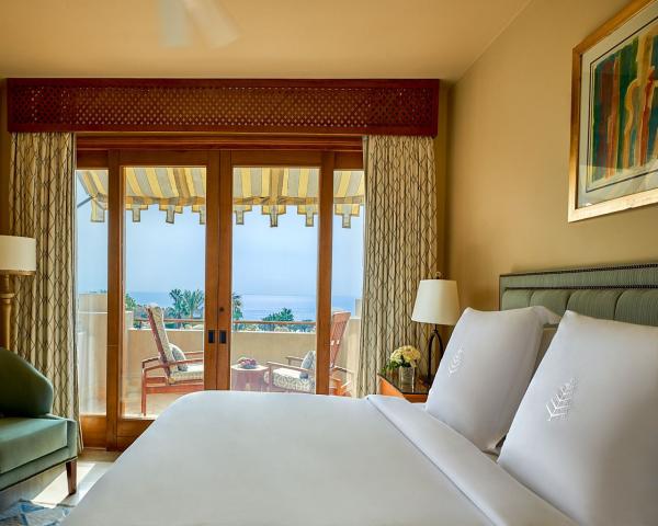Two Bedroom Residential Suite Sea View