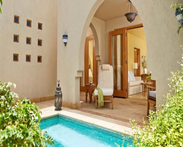 One Bedroom Junior Suite With Plunge Pool