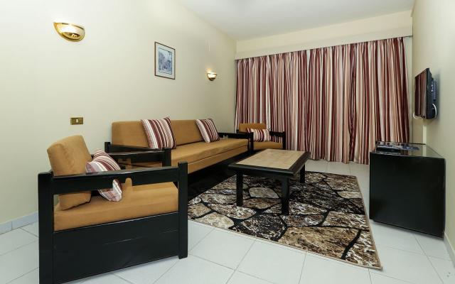 Mirette Family Room 01 Bed room
