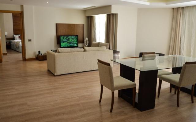 Royal Sensatori Suite