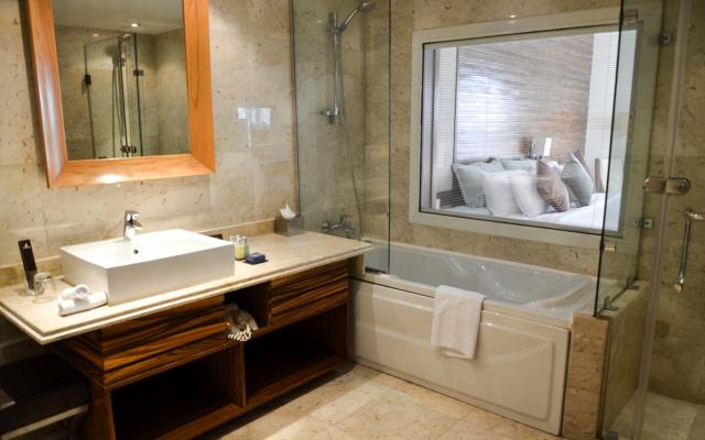 Royal Sensatori Suite