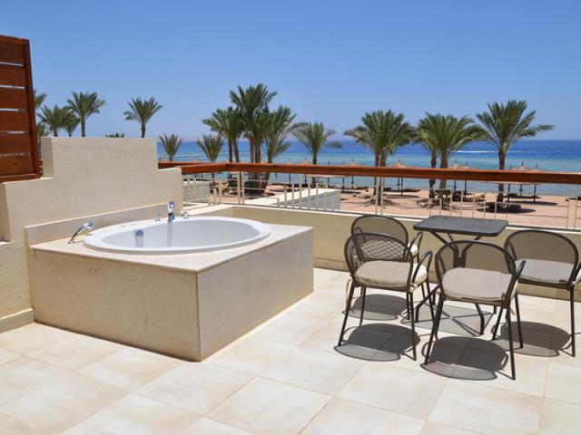 Family Jacuzzi Room