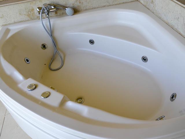 Jacuzzi Suite