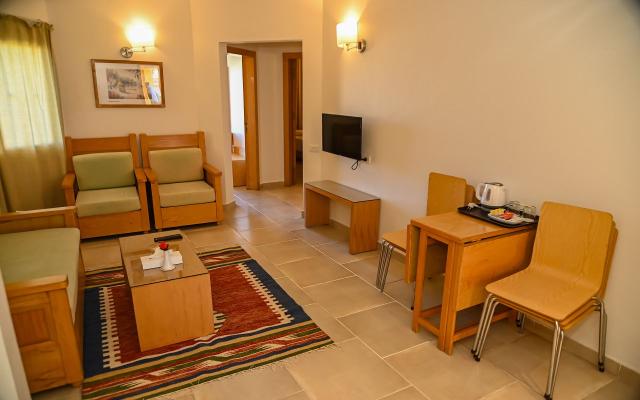 Apartment 2 Bed Rooms