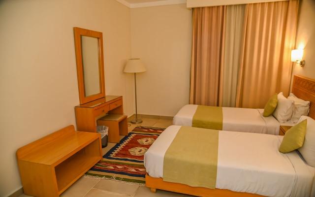 Apartment 2 Bed Rooms