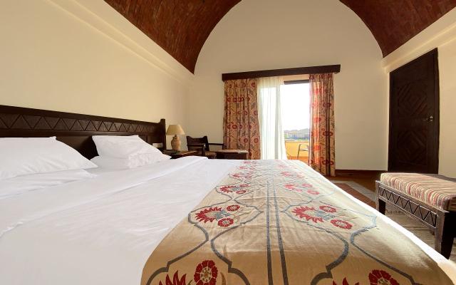 Bungalow Pool View Room
