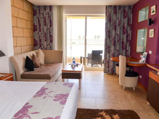 Superior Pool View Room